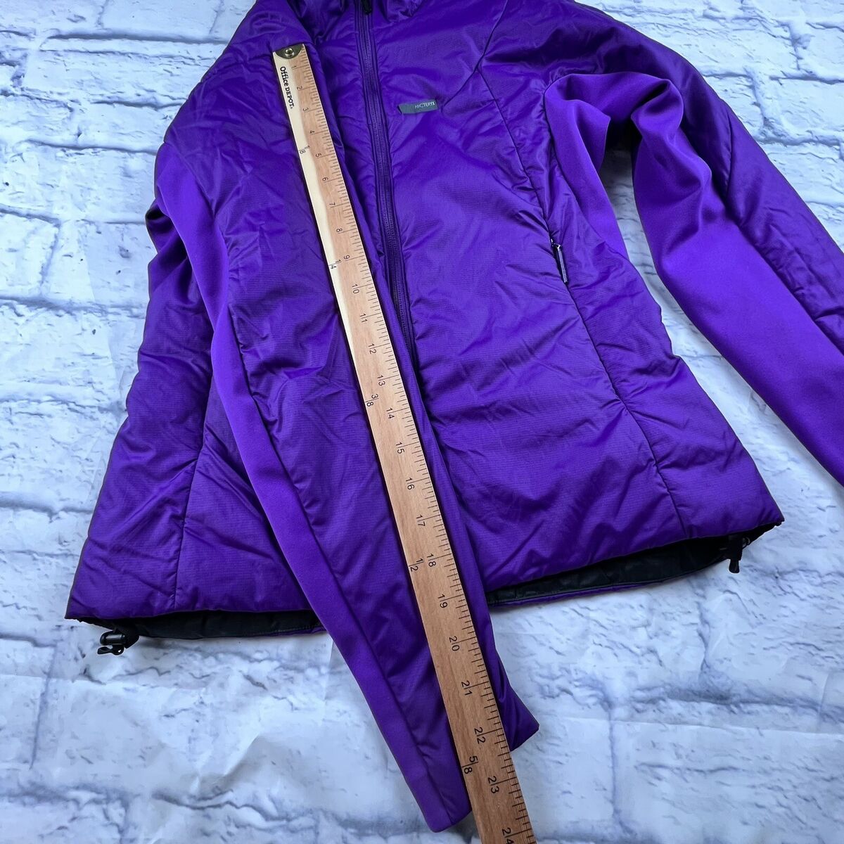 Arcteryx Womens XS Ceva Jacket Full Zip Skiing Outdoor Arcteryx Womens XS Ceva Jacket Full Zip Skiing Outdoor