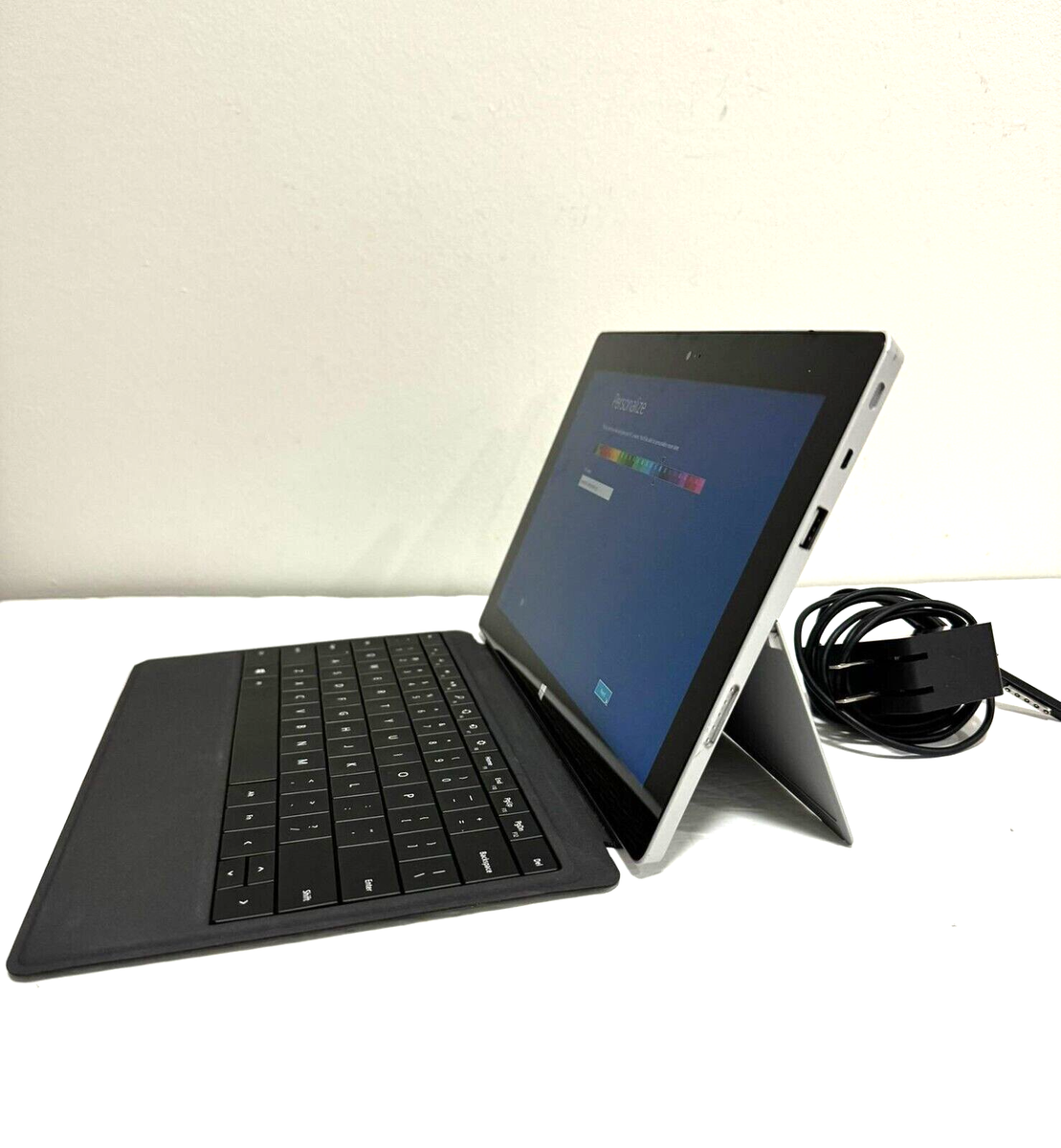Microsoft Surface 1572 Tablet Quard Core 64GB Windows RT | eBay