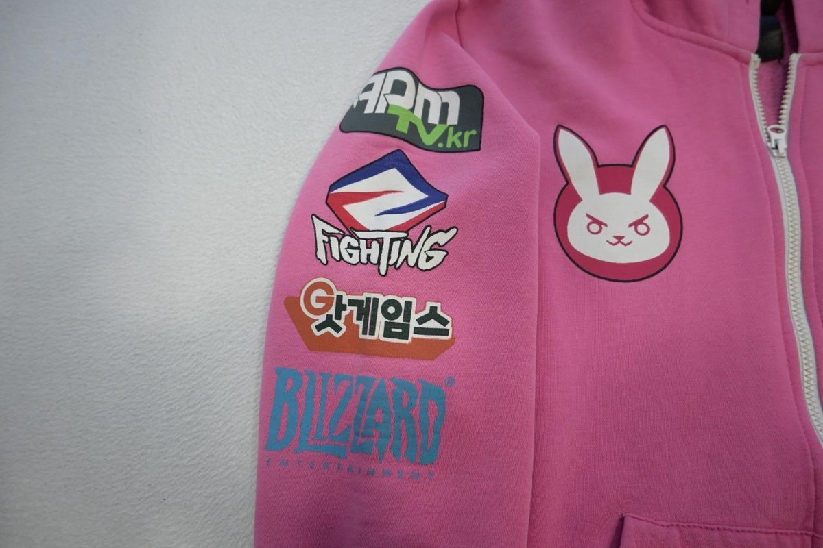 オーバーウォッチ　D.VA 　ディーヴァ　フーディ 　パーカー　J!NX J!NX Hoodie Overwatch D.VA Ultimate Jinx Sweater Jacket Mens
