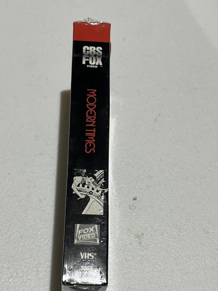 Charlie Chaplin Modern Times VHS - Centennial Collection CBS Fox With Watermarks - Image 4 of 4