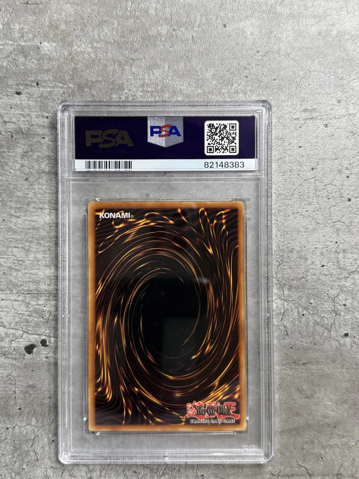 Yugioh Card Blue-Eyes Toon Dragon PSA 9 Mint Dark Beginning 1 DB1-EN066 2004 (1) - Image 2 of 4