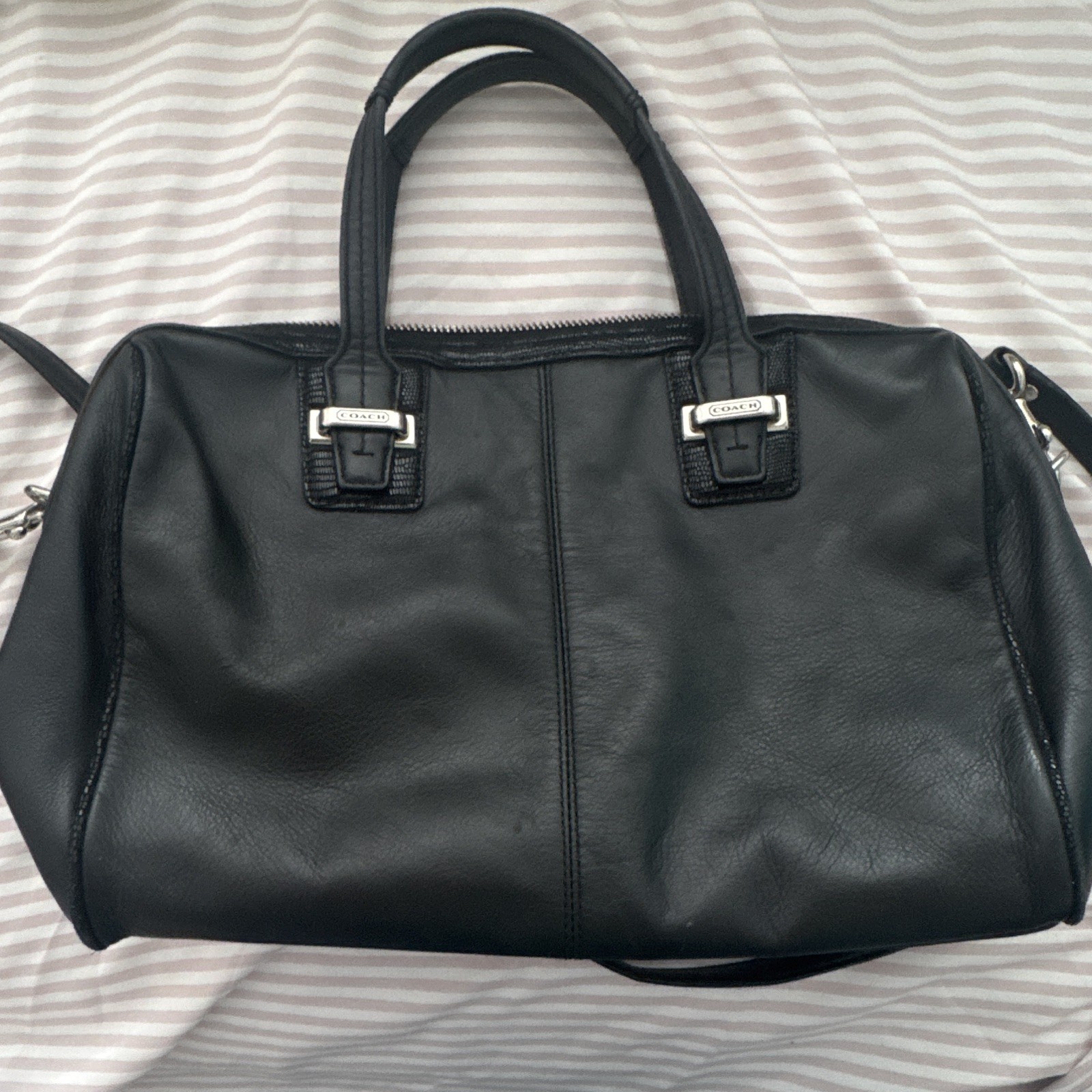 Coach Black Large Satchel Top Handle Bag Zip Closure w/ Detachable Strap