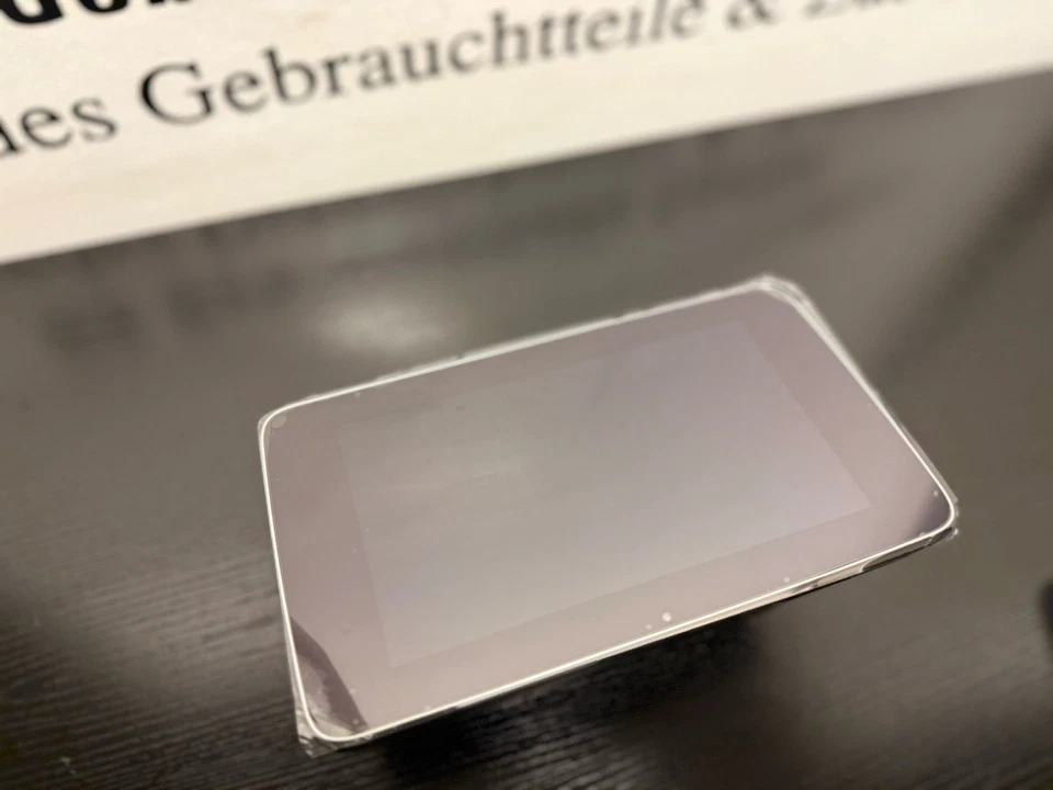 Genuine Mercedes W205 W253 W447 R190 Comand Monitor Central Display A2059002211 NEW - Image 3 of 4