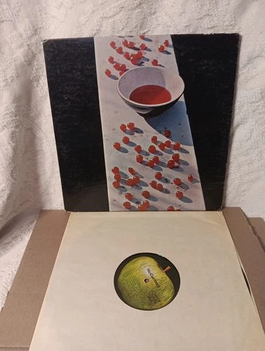 Paul McCartney – McCartney     Vintage 1970 Solo Vinyl LP Apple Records G+/G+