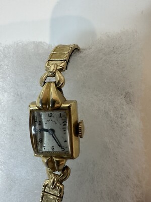 LADY ELGIN 14K GOLD FILLED LADIES Wristwatch runs square Face