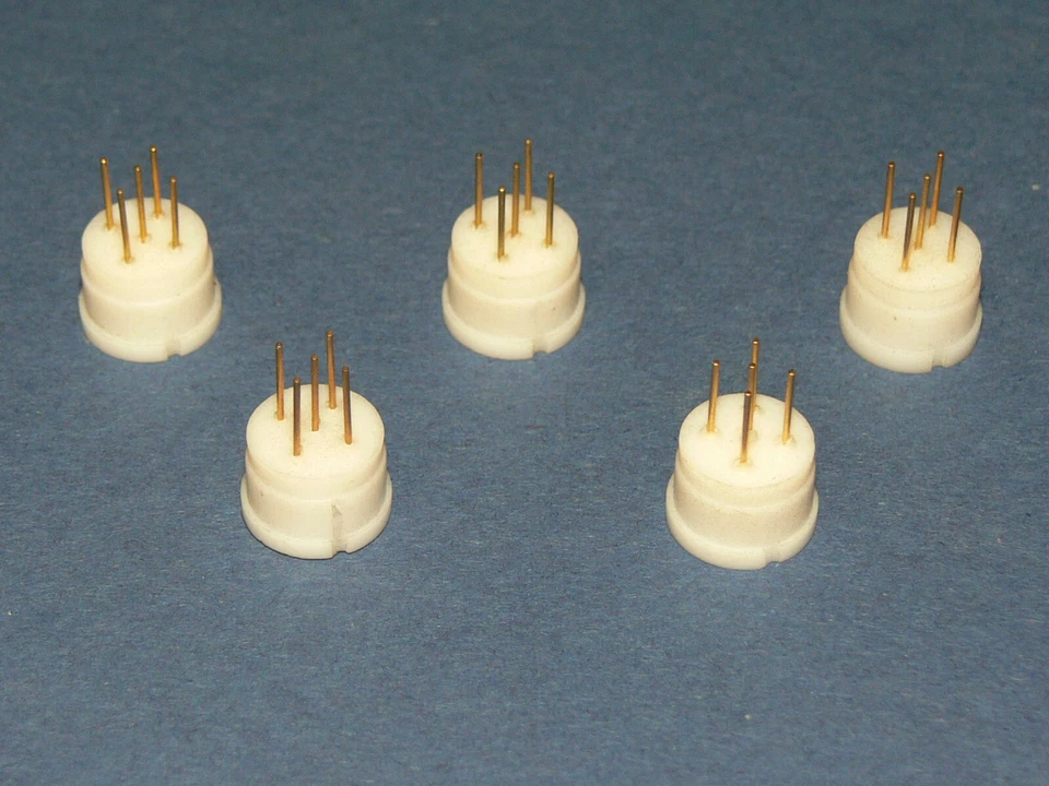 IC Sockel rund Transistorfassung 5 polig / TO99-TO5 Fassung gold - 5 Stück - Bild 2 von 2