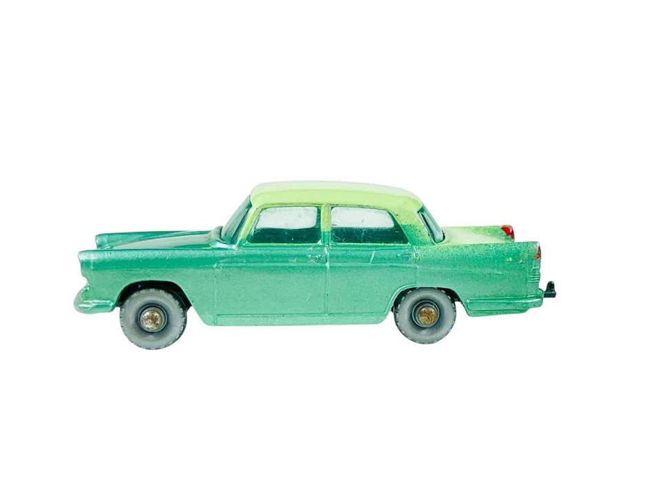 Matchbox Moko Lesney No. 29 SPW Austin A55 Cambridge - Image 2 of 4