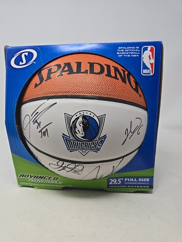 NBA Dallas Mavericks Autographed Basketball SEE PHOTOS