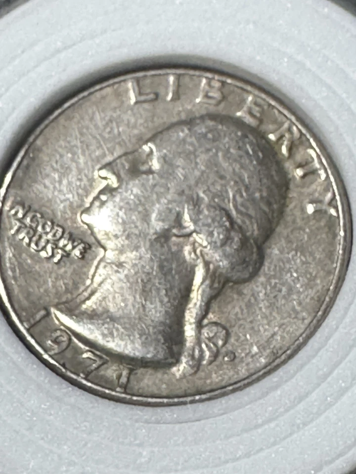 1971 Quarter Mint Mark D Error Coins Double Die Cut And Letter At The Edge - Image 3 of 4