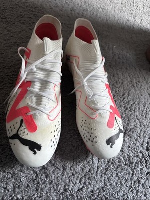 Fußballschuhe von PUMA Gr. 39 Nur Einmal Benutzt Wurden Wie Neu Top Zustand