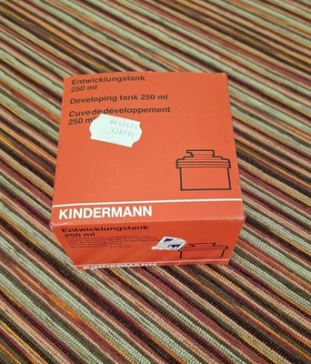 KINDERMANN "3363" DEVELOPING TANK 250 ml (for 35 mm & 16 mm) - (BOXE & PAPER) - Photo 1/4