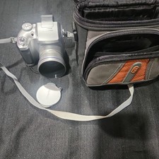 Fujifilm Finepix S3000 Vintage Digital Camera Fuji with Booklet Fully Automatic