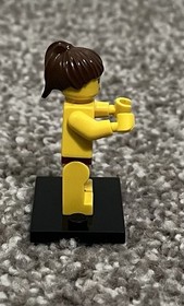 LEGO Princess Leia Minifigure - 4480 Jabba's Palace (Crack On Front Of Torso)