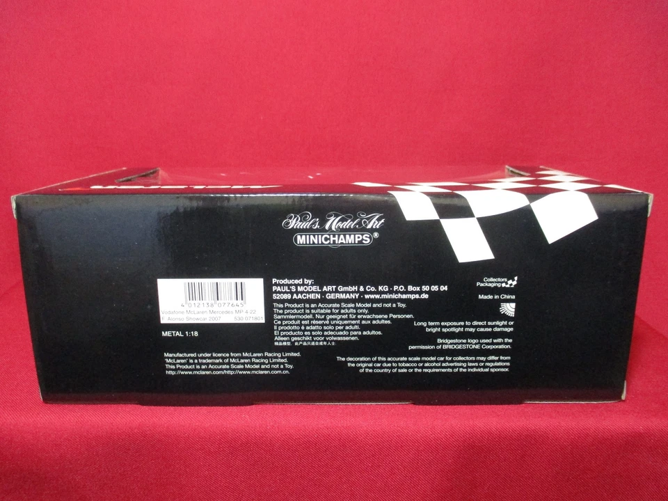 1:18 Scale Fernando Alonso 2007 McLaren Mercedes MP4-22 F1 Showcar Minichamps - Image 3 of 4