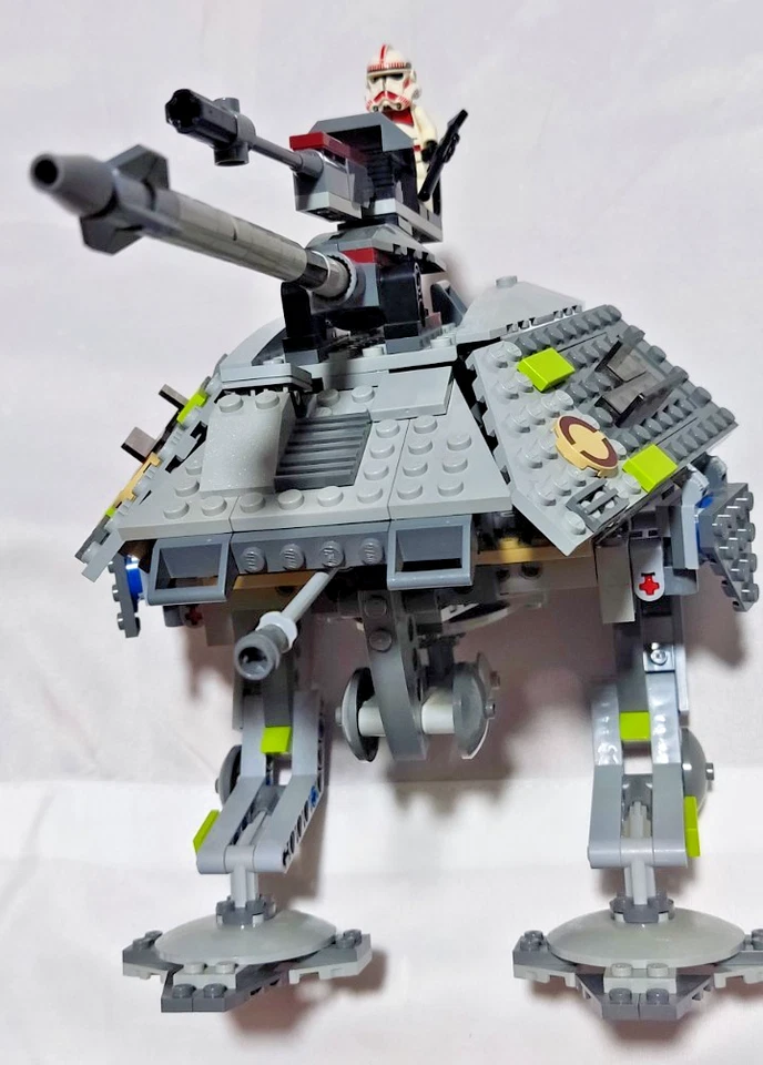 LEGO Star Wars 7671 AT-AP Walker, foto 2 de 5