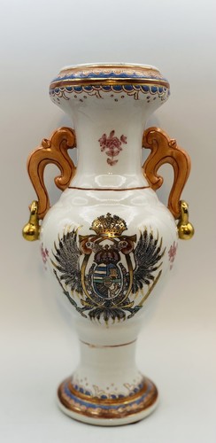 Antike Wappen Porzellan Doppeladler Vase mit Kaiserwappen
