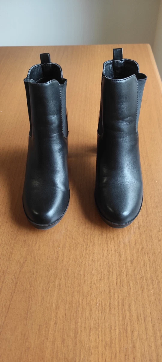 STIVALI BATA IN Camoscio EUR 35,00 - IT