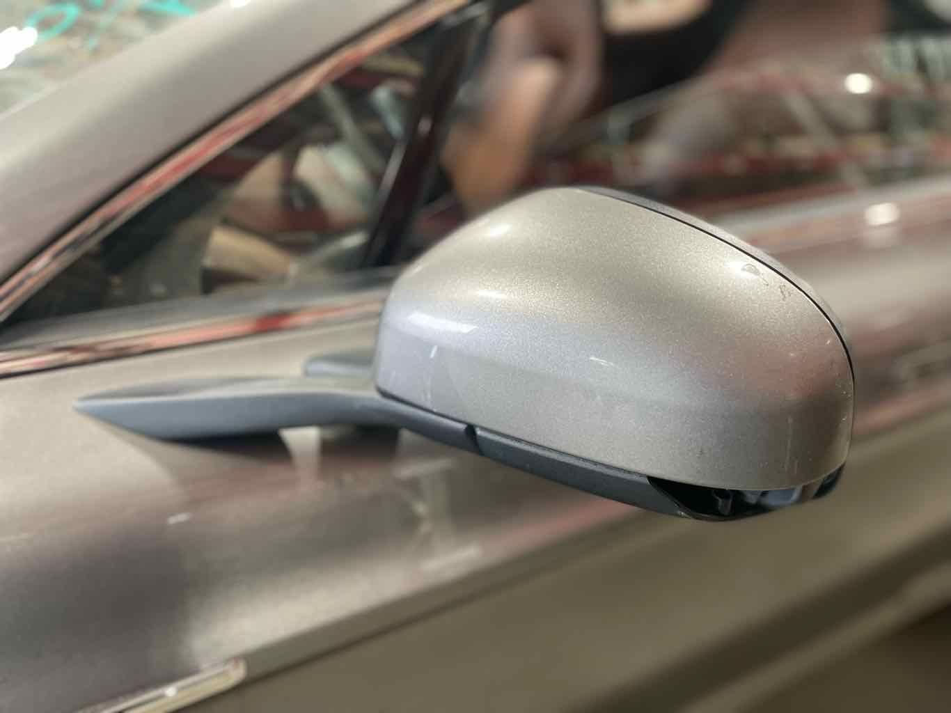 10 Aston Martin Rapide Left Driver Side Power Door Mirror Silver *-Bottom Cover*