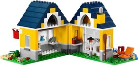 LEGO Creator Beach Hut (#31035)(Retired 2016)(VERY RARE)