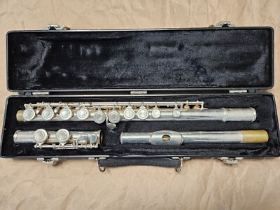 Gemeinhardt Model FLS1 Flute with Case, USA, in Very Good Condition
