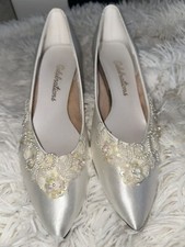 Elegant ivory Satin Vintage Bridal shoes Size 9 M