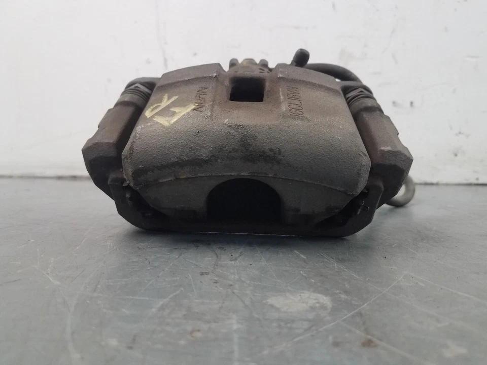 Conjunto de pinça de freio 2000 Honda S2000 AP1 #5642 F6 - Imagem 4 de 4