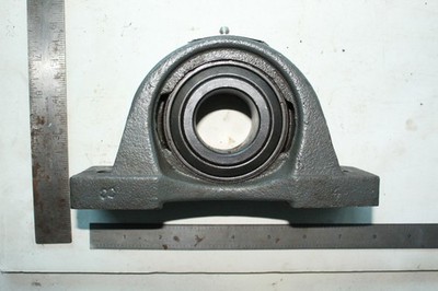 Seal Master Pillow block bearing NP-24. 1-1/2''