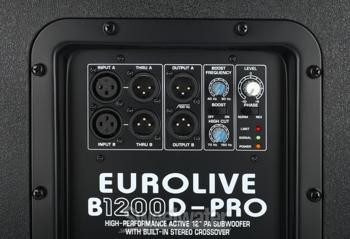 迅*ド様 Behringer Powered 500W B1200D-PRO - Amazon.com: Behringer EUROLIVE B1200D-PRO High-Performance
