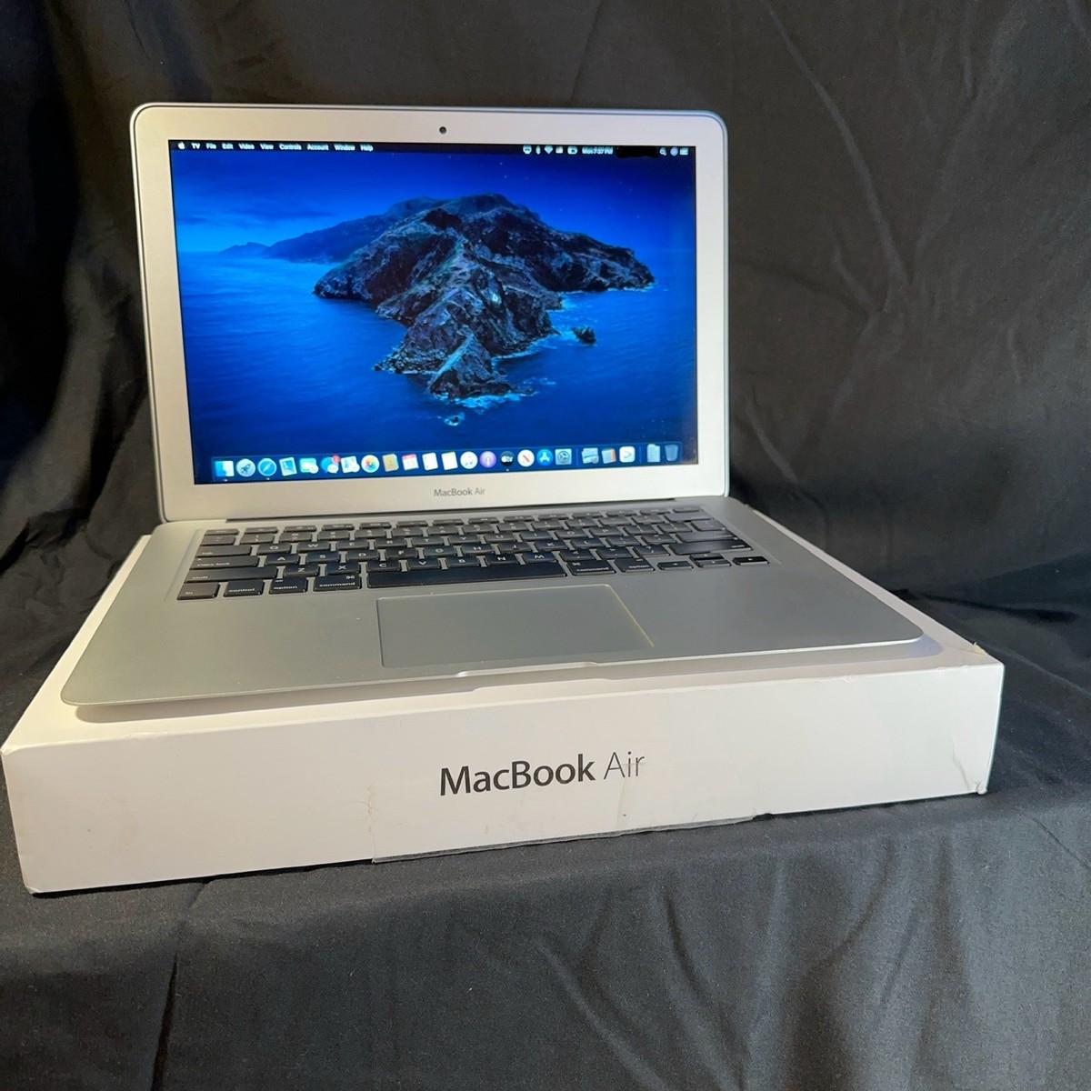 訳あり Apple MacBook Air 2012年 A1466 Apple MacBook Air A1466 13.3 inch Laptop - MD231LL/A (June