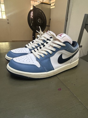 #ad Size 8.5 Air Jordan 1 SE Low Motion Pack $90.00