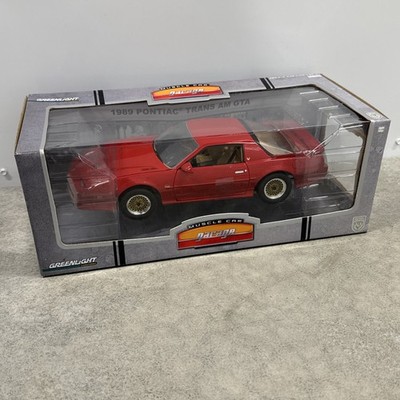 GreenLight 1:18 1989 Pontiac Trans Am GTA Red Muscle Car Garage