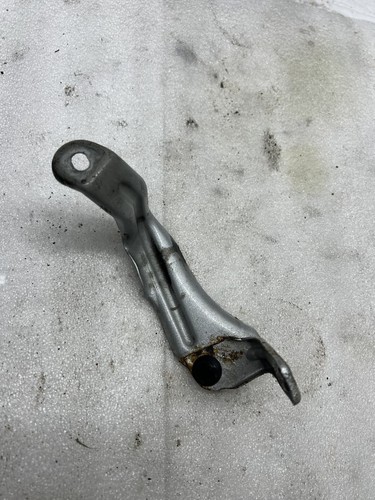 Kotflügelhalter Halter vorn links VW Passat 3BG Metall 3B0821135D La7W silber 💯