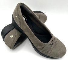 BZees Goody Women  s 10M Olive Washable Comfort Slip On Flats Lightweight Travel