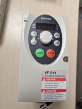Toshiba VF-S11 2002PL 0,2kw Frequenzumrichter