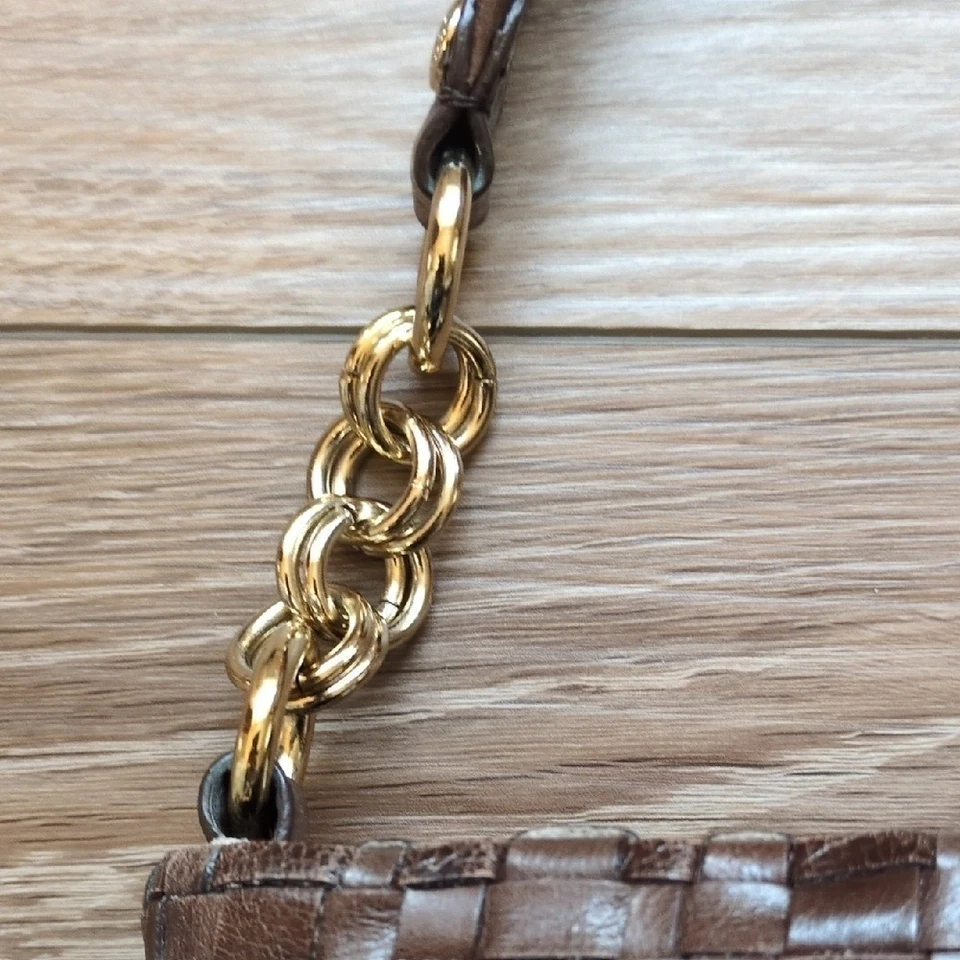 Elliott Lucca Chocolate Brown Woven Soft Leather Shoulder Purse Gold Hardware - Image 4 of 4