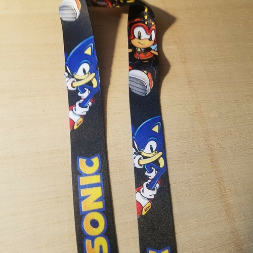 Sonic the Hedgehog lanyard and keychains - Sega Gamer gift party favors - Picture 8 of 9