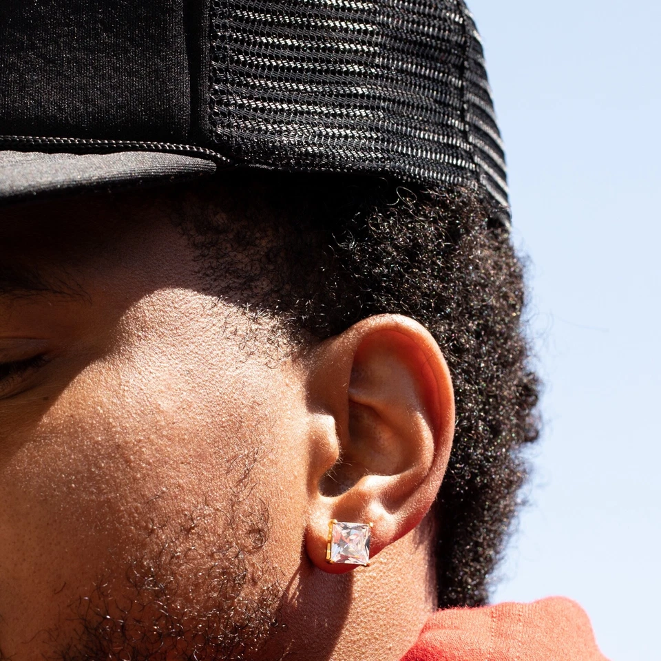 Pendientes grandes de oro amarillo 925 de plata de ley corte princesa circonita con tornillo trasero Foto 3 de 4