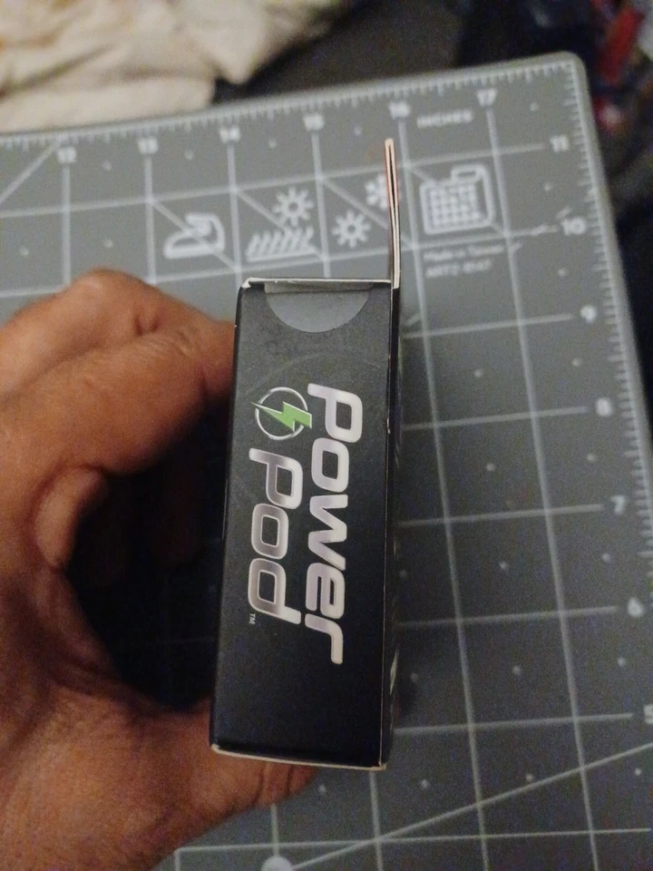 Power Pod Emergency Phone Charger - 3+ hours of charge. Deluxe - Image 3 of 4