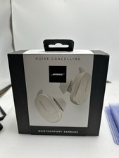 Bose QuietComfort Wireless Noise Cancelling In-Ear Earbuds white