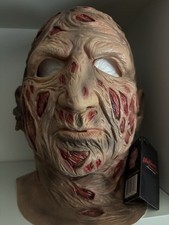 A Nightmare On Elm Street 1984 Springwood Slasher Deluxe Freddy Krueger Mask