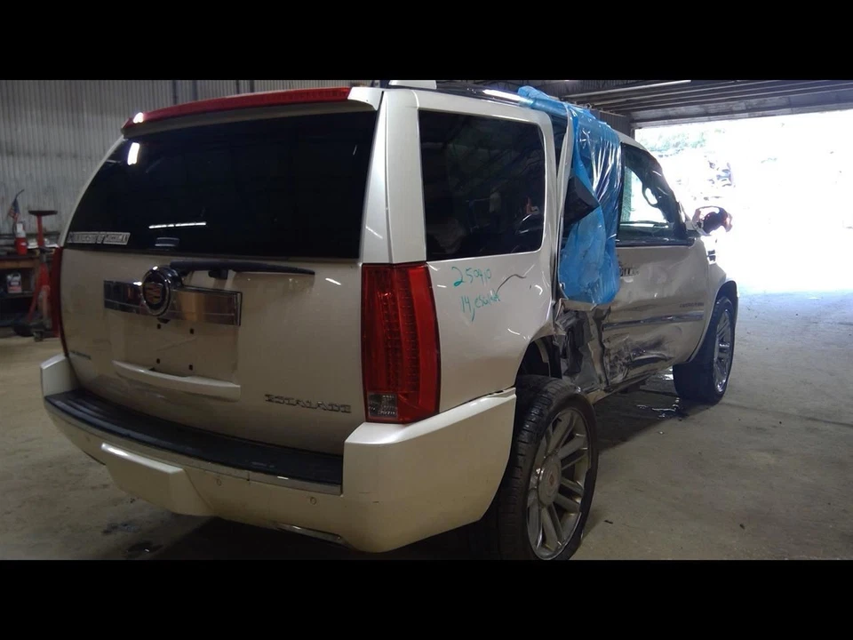 Blower Motor Front Fits 03-14 ESCALADE 1676380 - Image 4 of 4