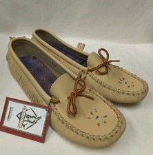 Bastien Industries Hiawatha Moccasins Style 124 Women's Size 10