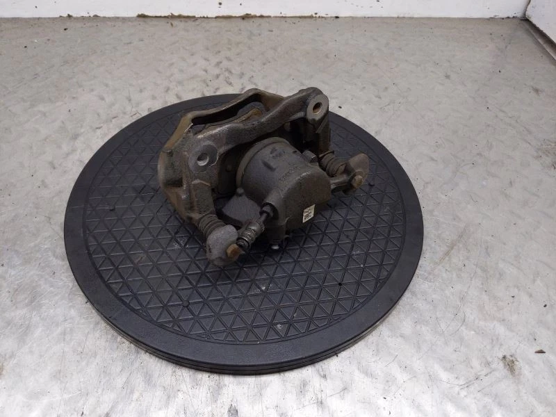 Passenger Caliper Front Without Sport Brake Fits 16-22 BMW X1 735046 - Image 3 of 4