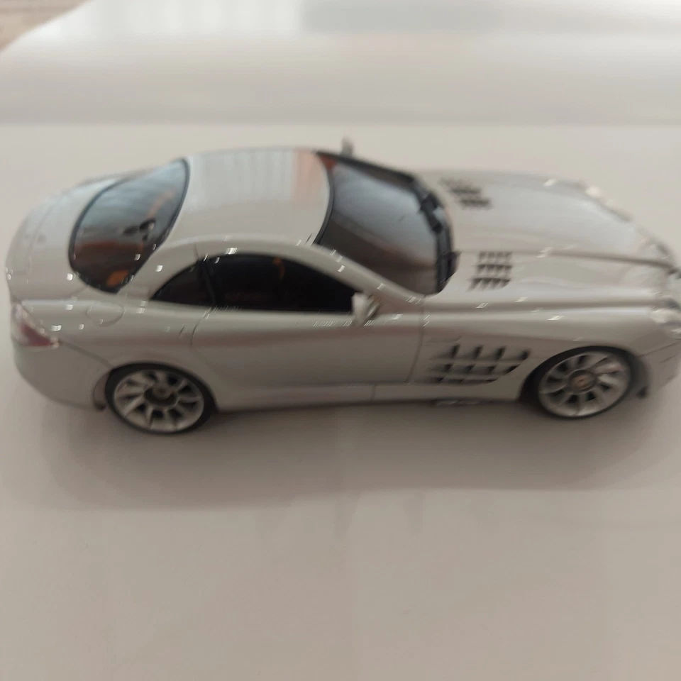 Kyosho Mini-Z Mercedes SLR McLaren Silber Mit Beleuchtung Als Set. - Bild 4 von 4