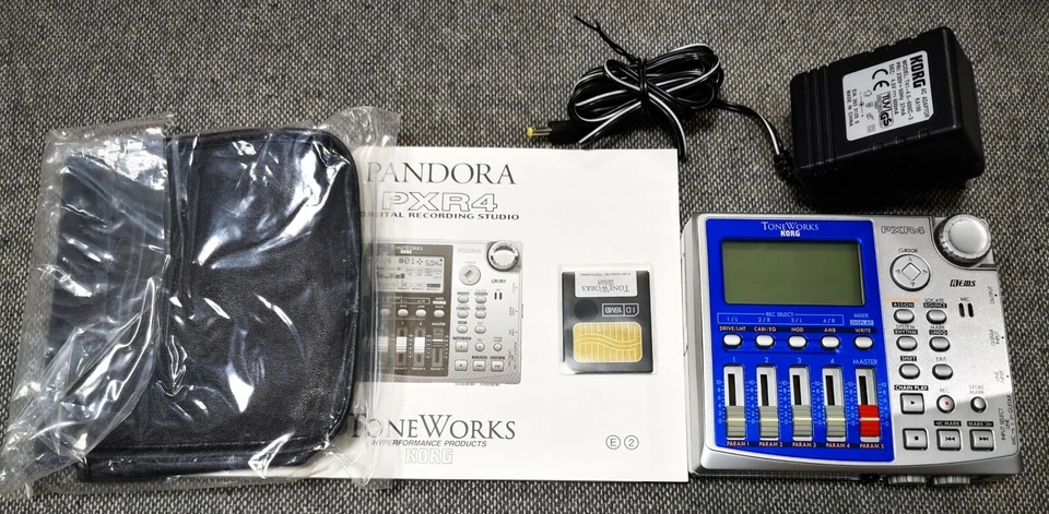 KORG PANDORA PXR4 TONE-WORKS DIGITAL RECORDING STUDIO - Image 2 of 4