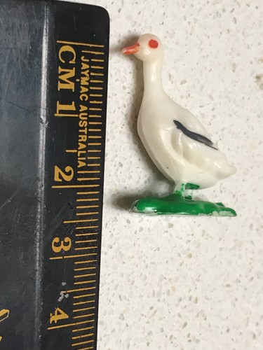 19 - Vintage Plastic Farm Animals Plastic Chickens Ducks Ducklings Chicks -Bulk - Picture 21 of 22