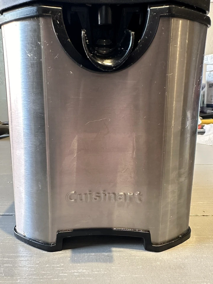 Cuisinart Citrus Juicer Model CCJ-500 Foto 2 de 4