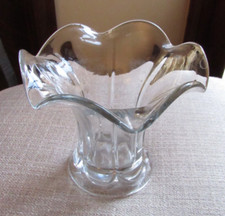 Clear Glass Flower Petal Shaped Round Vase