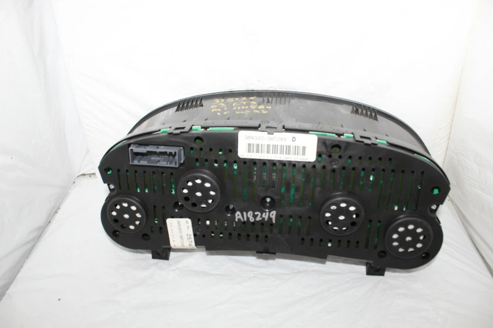 Cuadro de instrumentos velocímetro panel medidores 03 Cadillac CTS 114.884 millas Foto 4 de 4