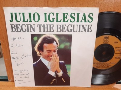 UK 45 / Julio Iglesias / 1981 / Begin The Beguine / De Nina A Mujer